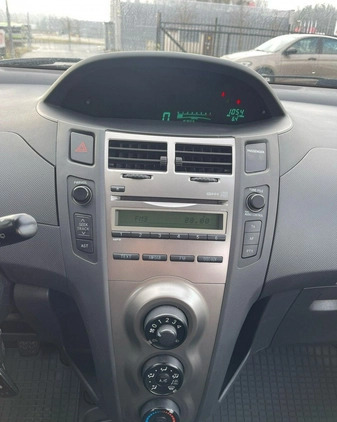 Toyota Yaris cena 18900 przebieg: 163000, rok produkcji 2010 z Olsztyn małe 254